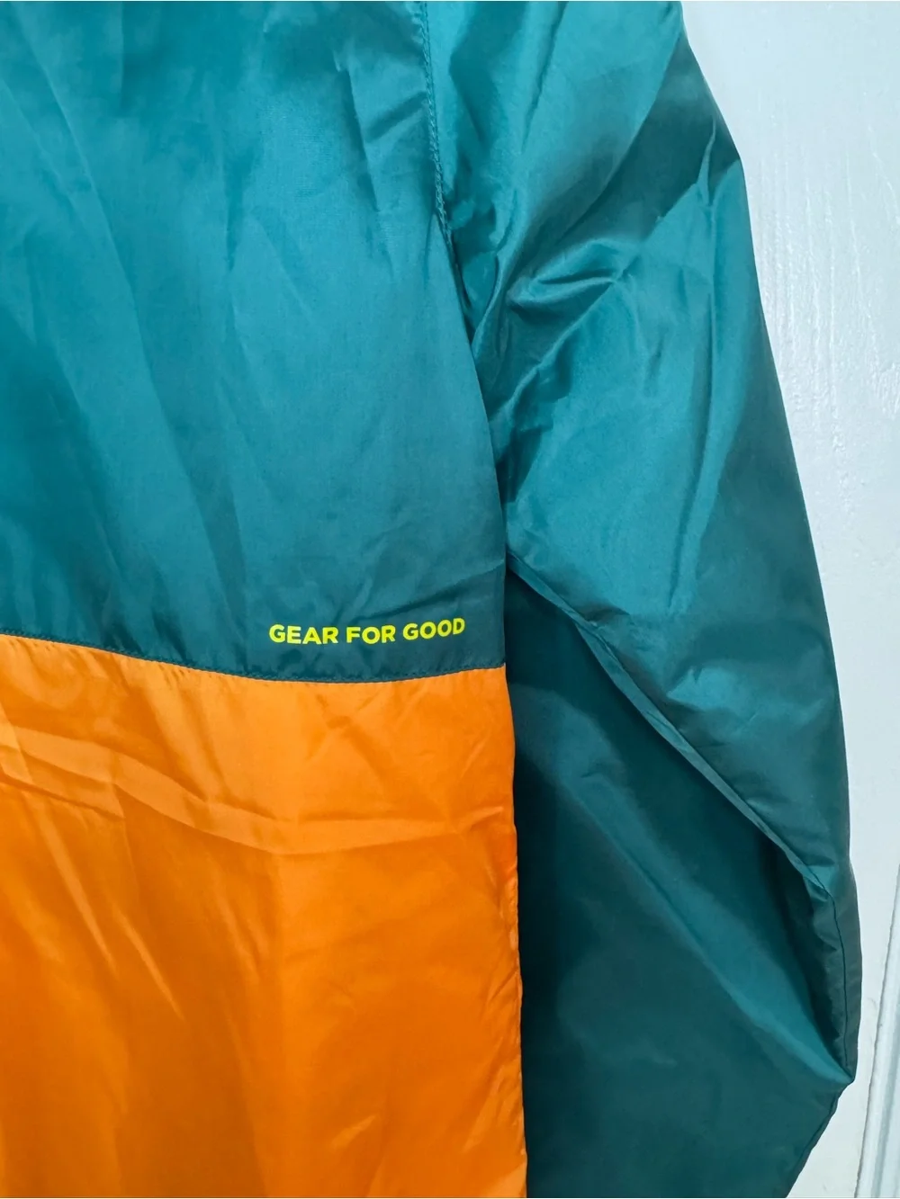 Cotopaxi Kids TECA CALIDO JACKET Boys Size Large Gorpcore Outdoor Hiking Camping